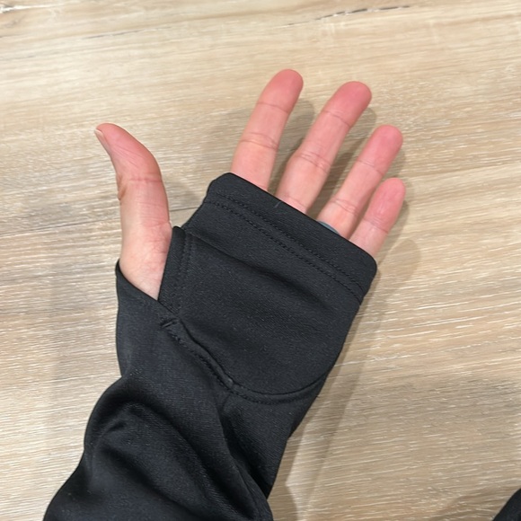 The North Face fleece lined jacket - Picture 5 of 6